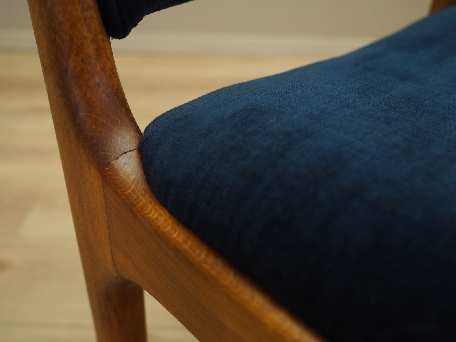 Set Van Vier Beukenhouten Stoelen – Deens Design, Ca. Jaren 1950 – Ontwerper Holger Jacobsen, Fabrikant Fritz Hansen photo vinterior