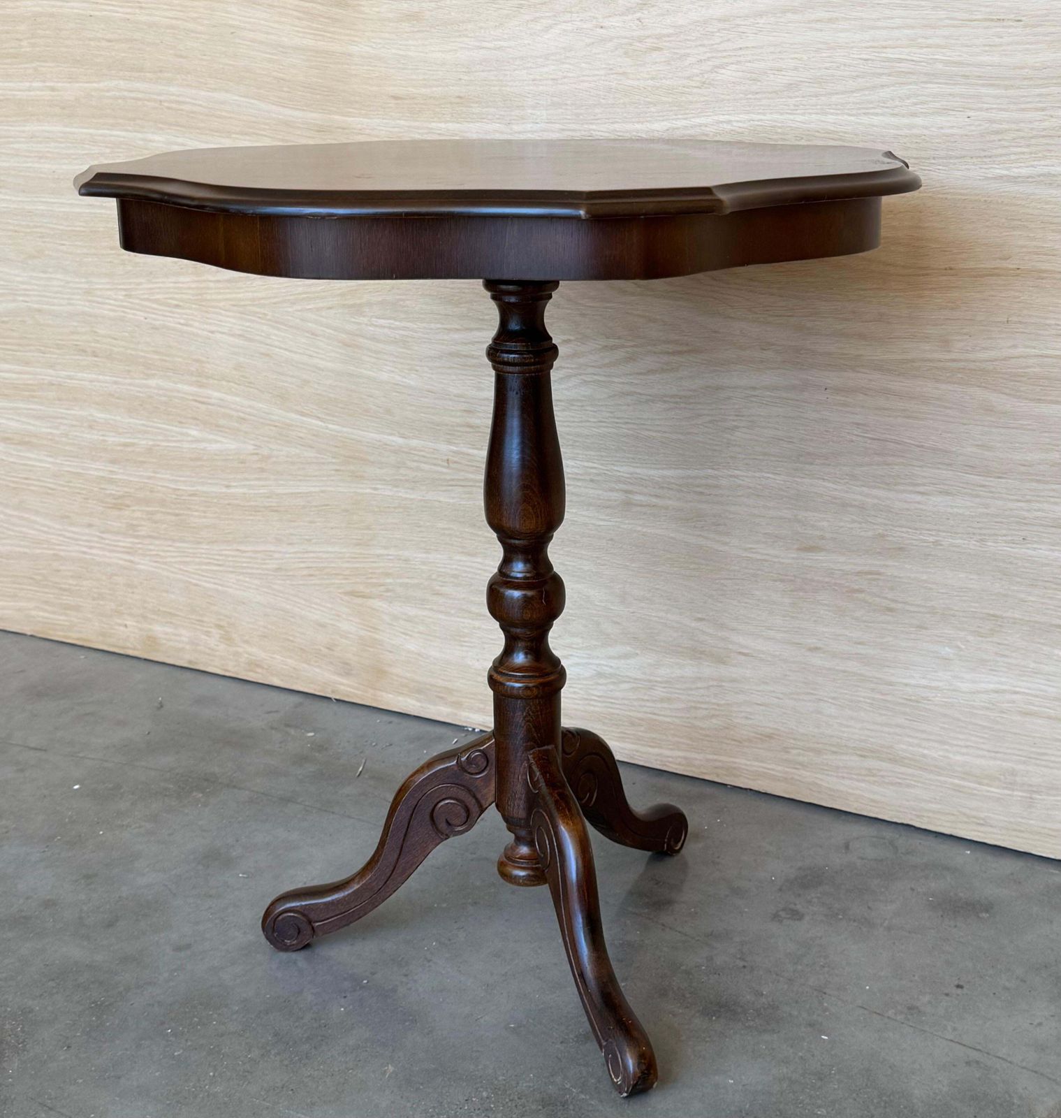 English Octagonal Pedestal Tea Or Side Table With Marquetry Top, 19th Century photo for sale