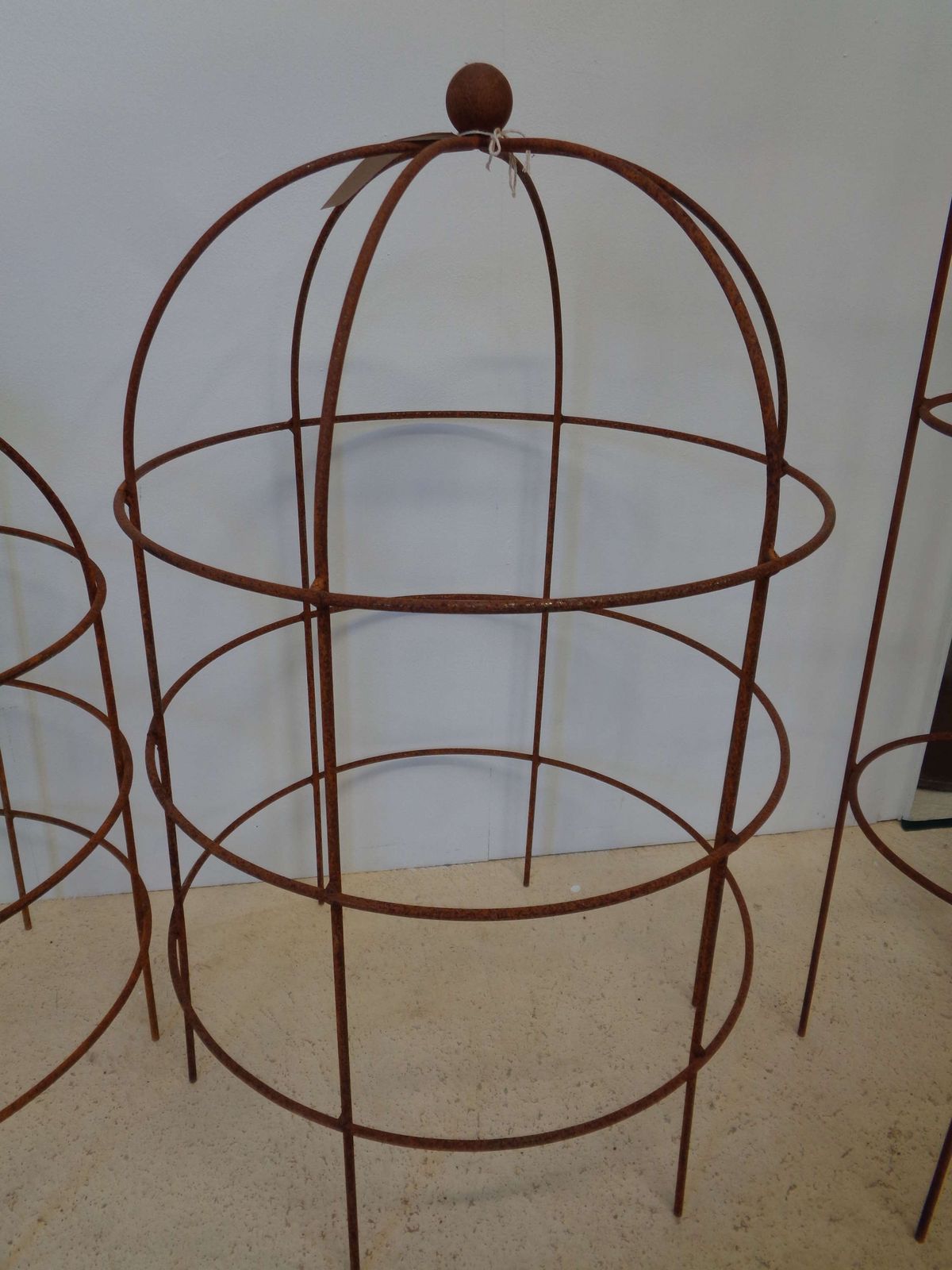 Garden Metal Round Obelisk Plant Support   Large