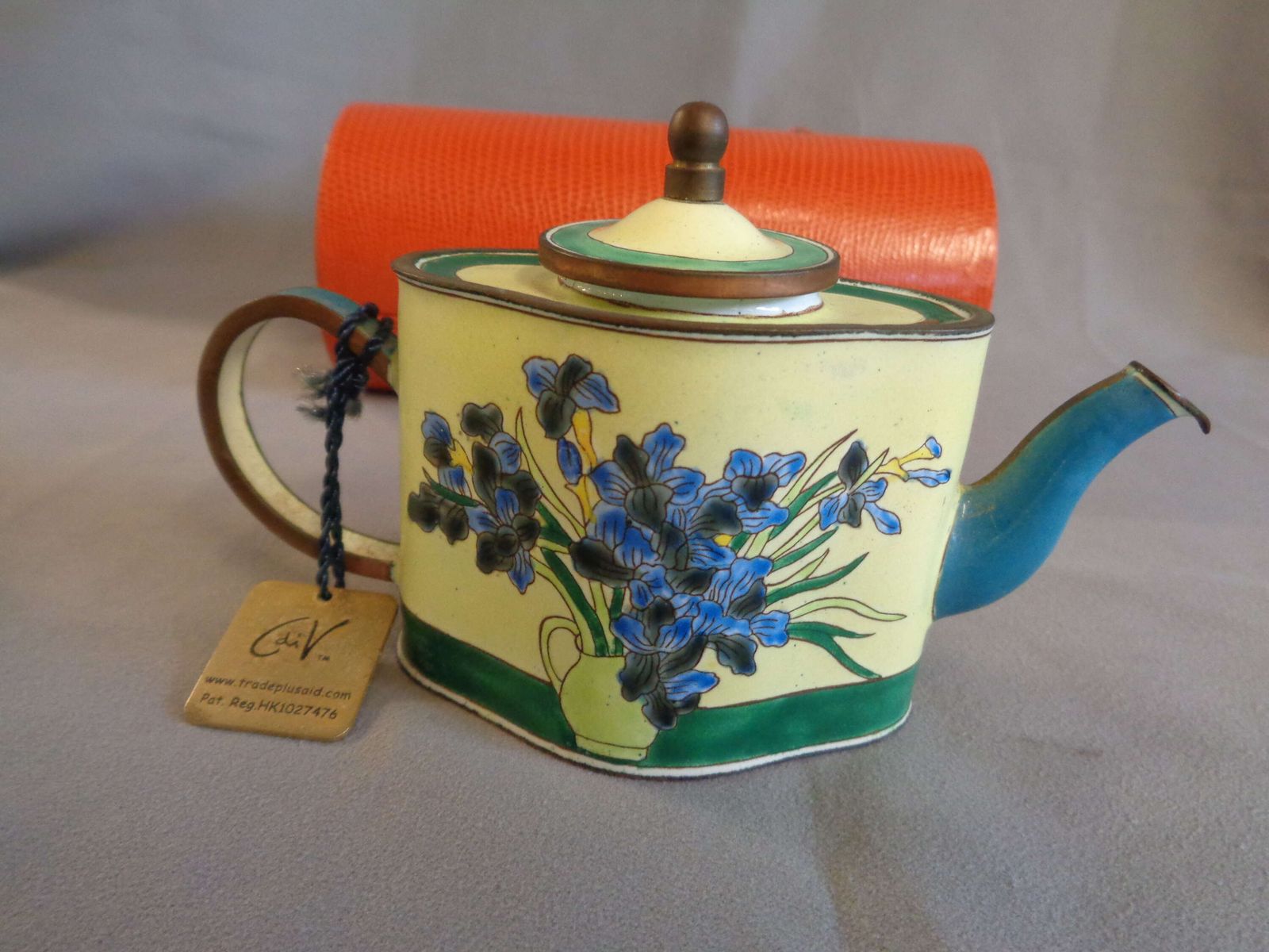 Charlotte Di Vita   Numbered Edition Collectable Mini Teapot   Original Box photo 60.0