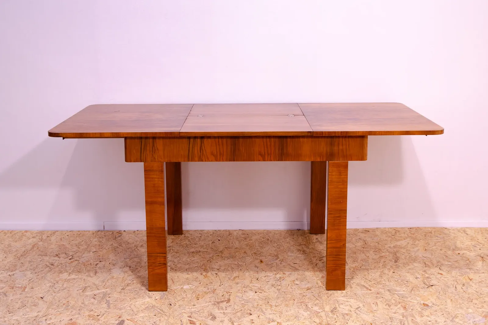 photo vintage Walnoten Uitschuifbare Eettafel, Jaren 1930, Tsjecho Slowakije