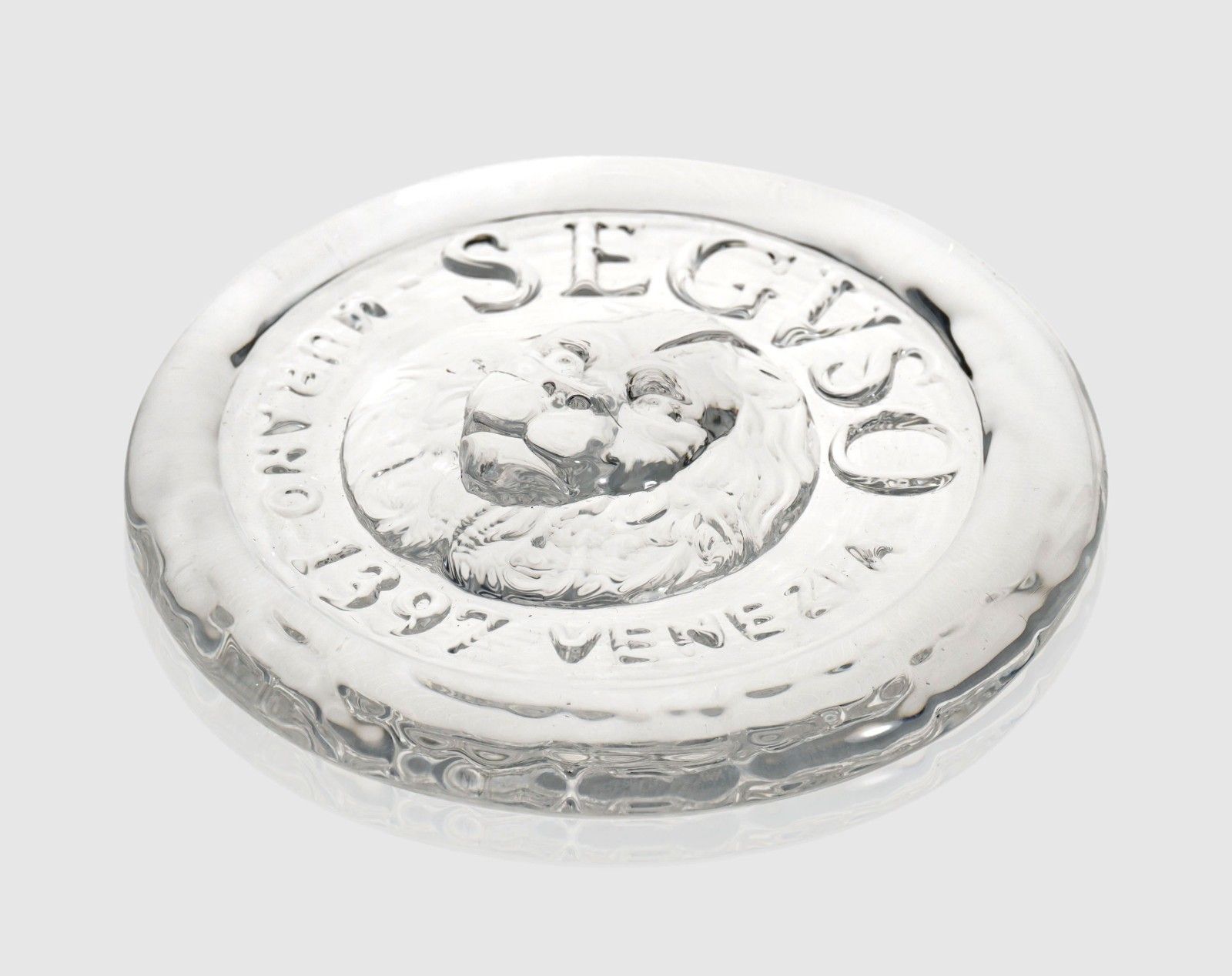 Seguso Vetri D’arte Murano Clear Cast Glass Lion Paperweight / Seal With Original Box photo furniture