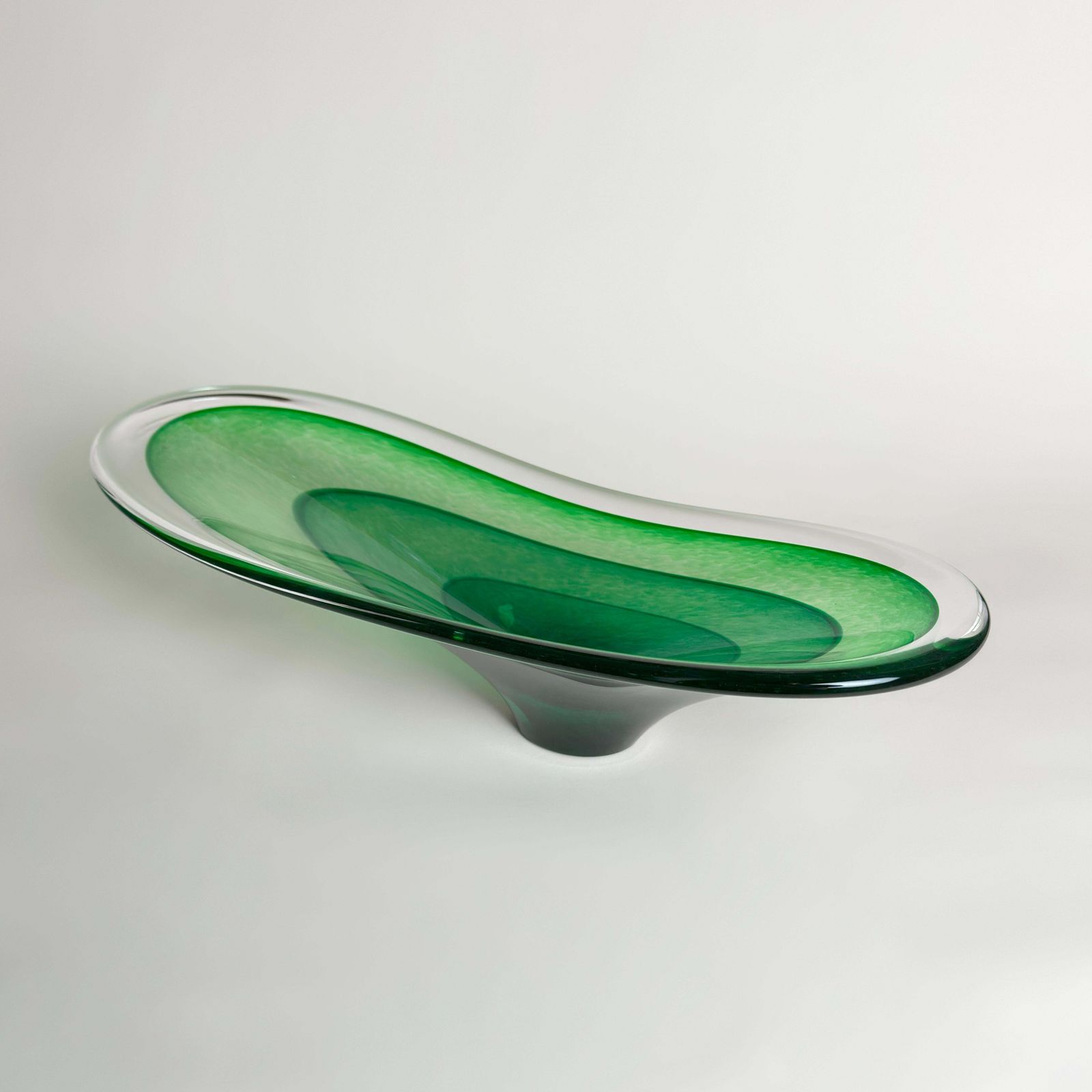 Green Art Glass Oval Centrepiece Bowl By Richard Glass, Teign Valley, 2000s photo buy