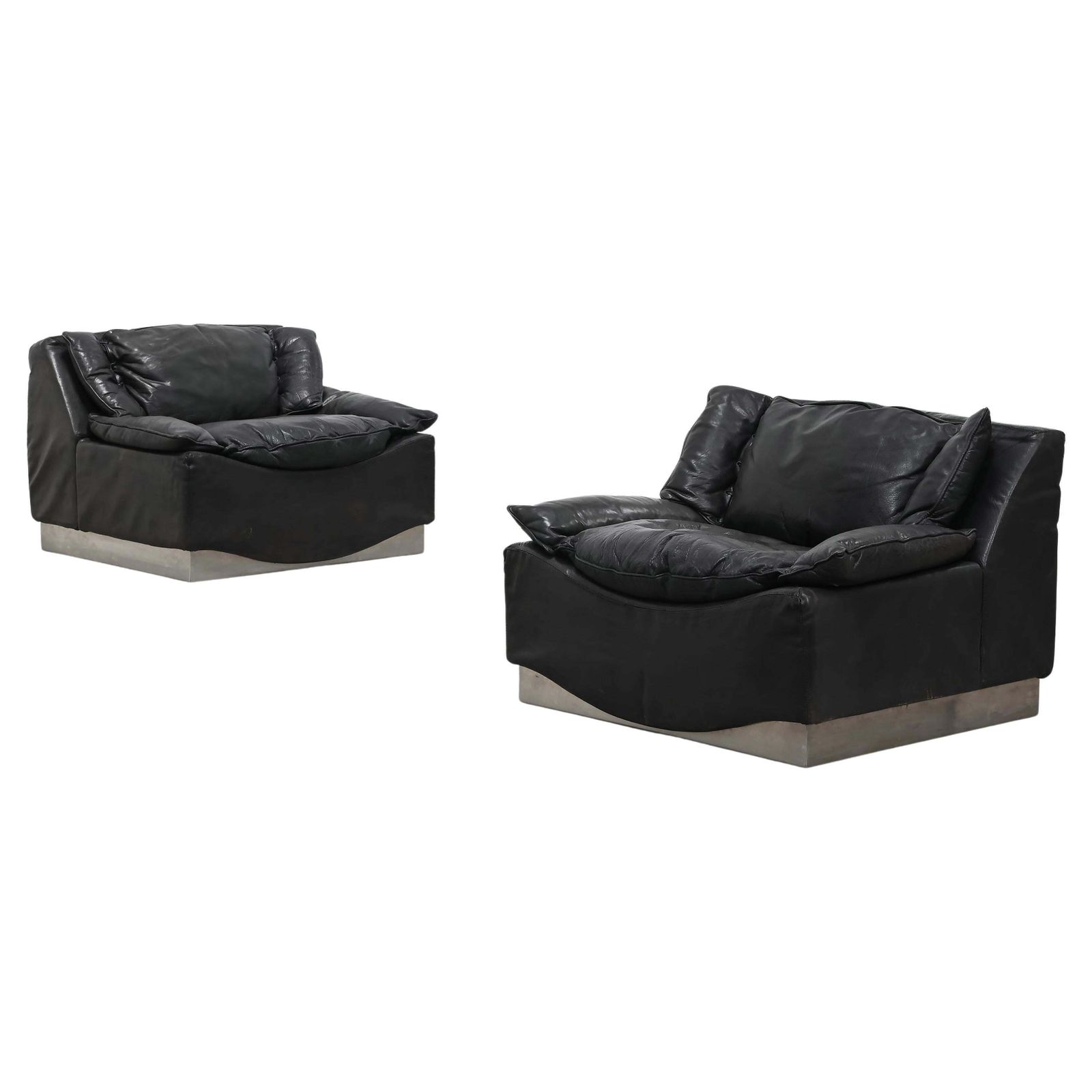 Pair Of Lounge Armchairs In Leather And Steel By Luciano Frigerio, Italy 1960s