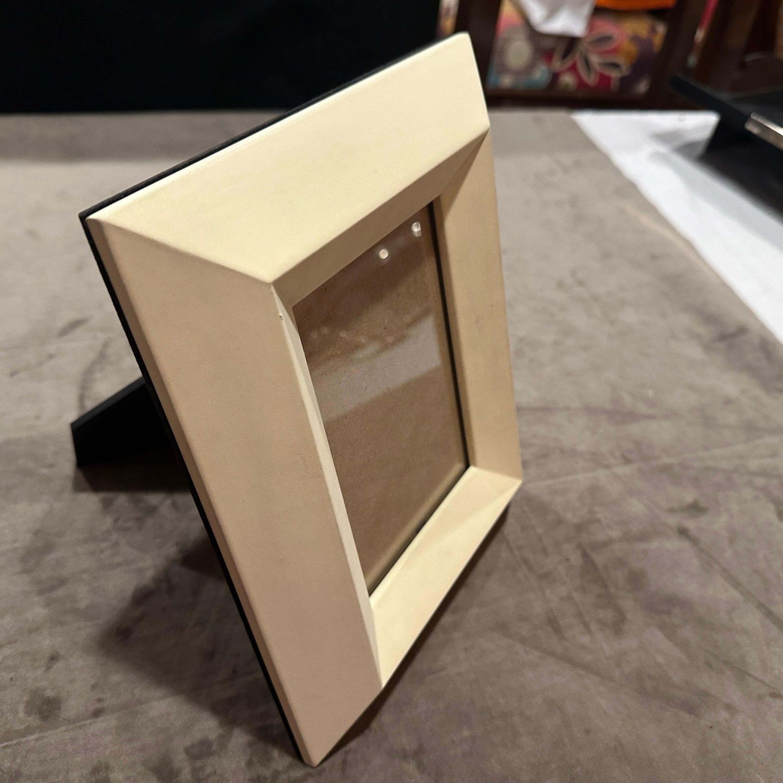 1990s Modern Ivory Lacquered Wood Italian Picture Frame By Bussolari photo Home Decor