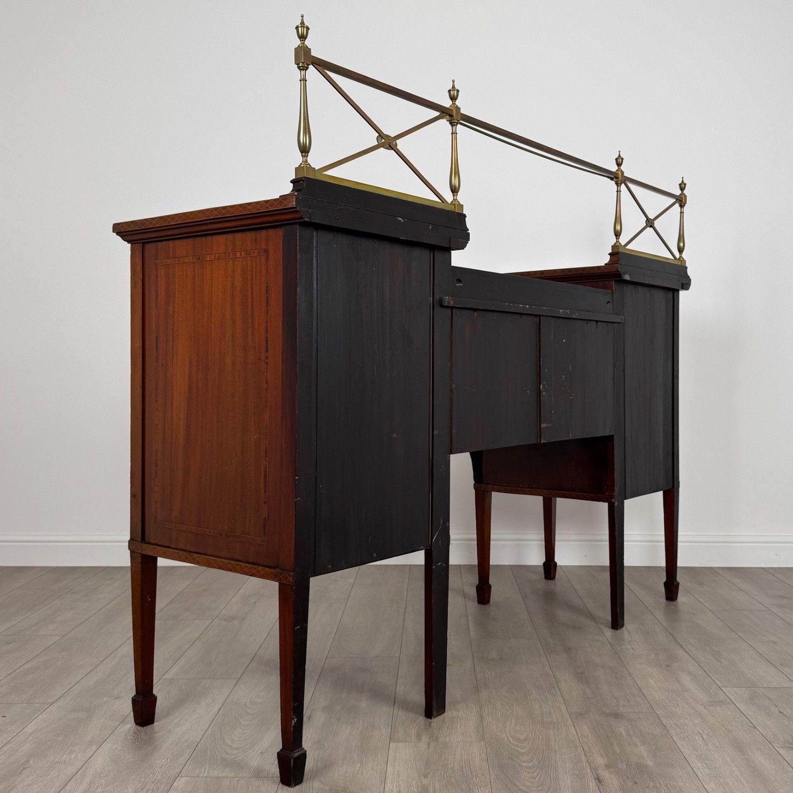 Antique 20th Century Good Quality Inlaid Sideboard In Mahogany photo 625.0