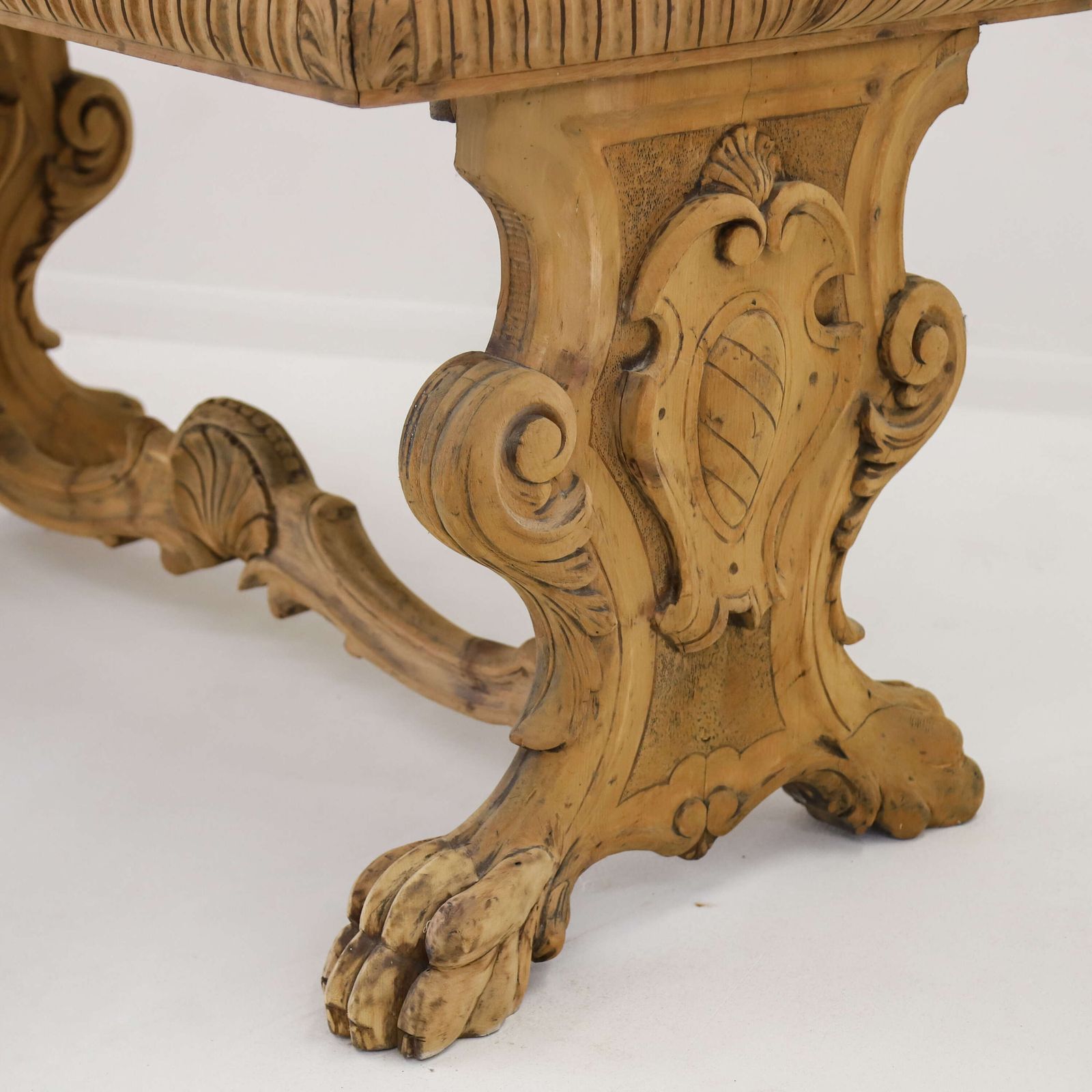 19th Century Italian Baroque Centre Table   European Walnut With Pink Salome Marble Top photo 3795.0