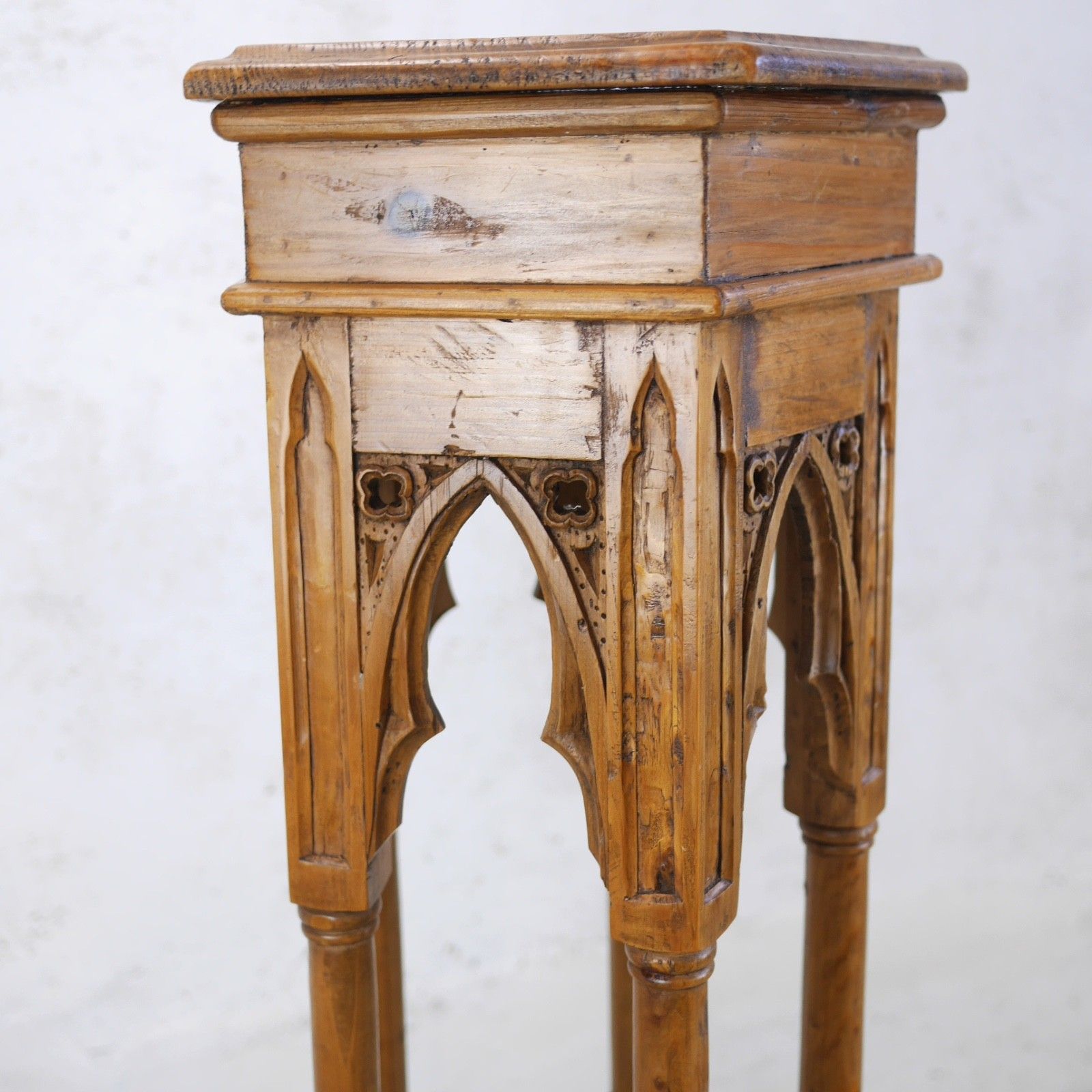 photo vinterior Tall Gothic Church Antique Pine Lamp Plant Columns Pedestal Stand  #102991