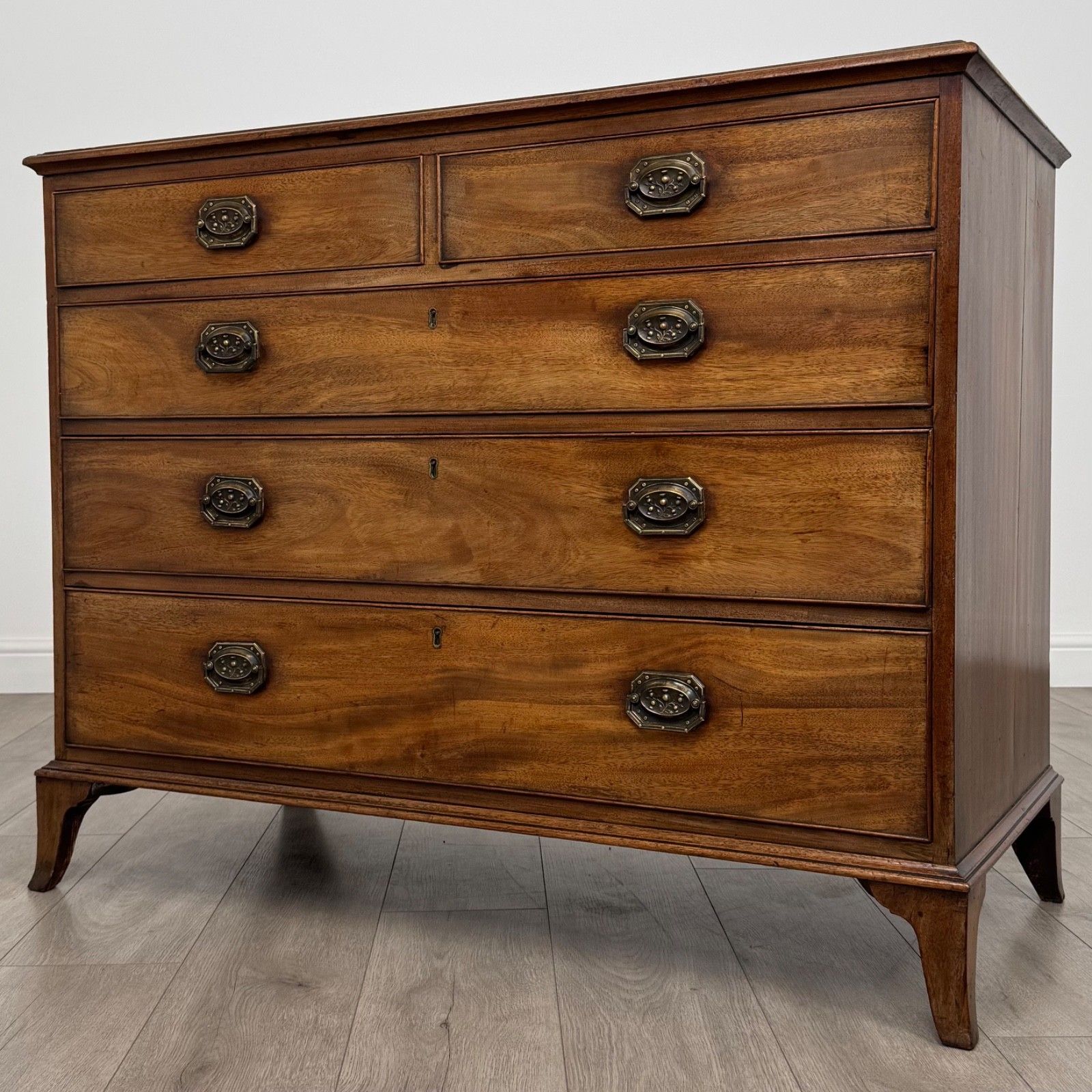Antique 18th Century Chest Of Drawers In Mahogany photo furniture