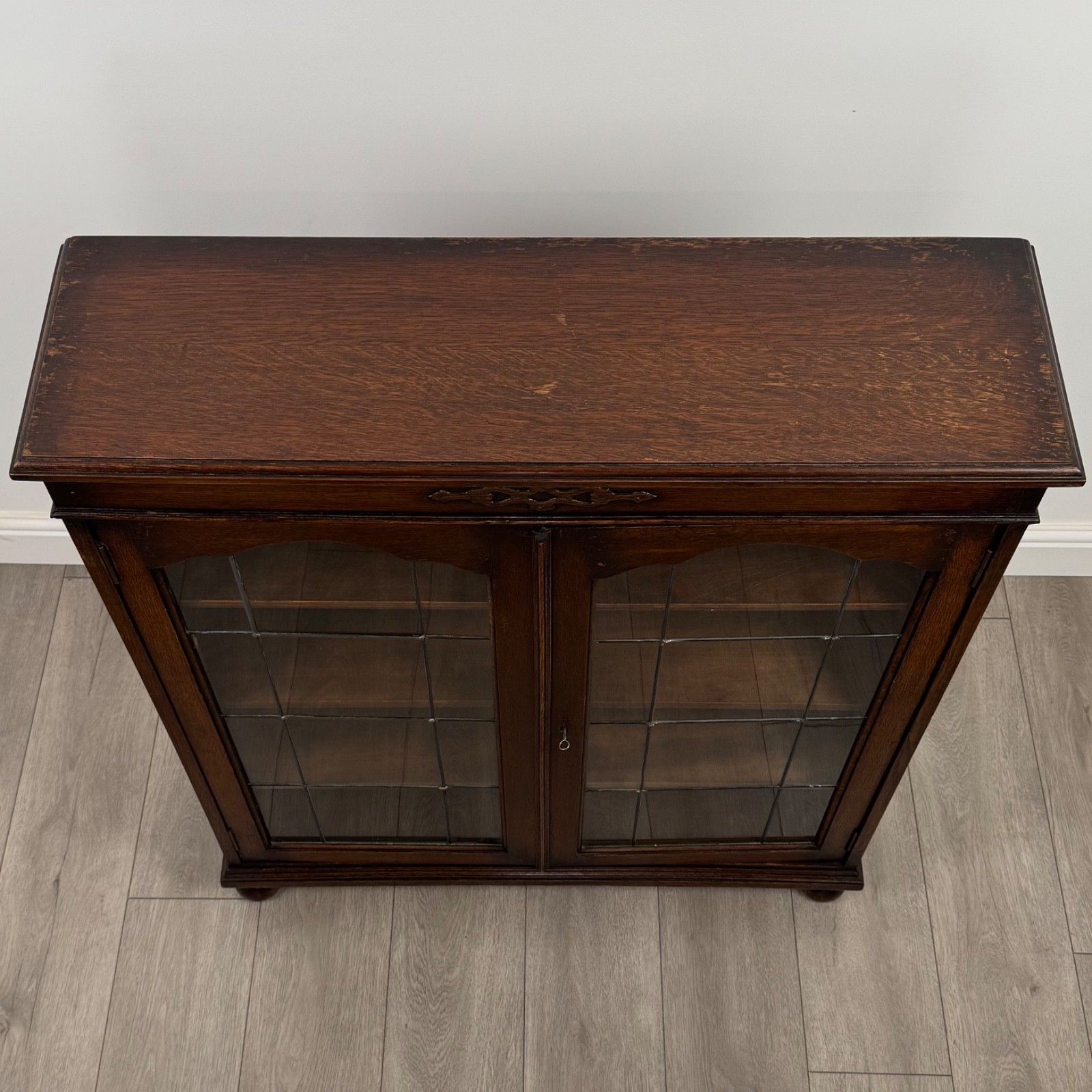 Furniture Antique 20th Century Good Quality Display Cabinet In Oak photo