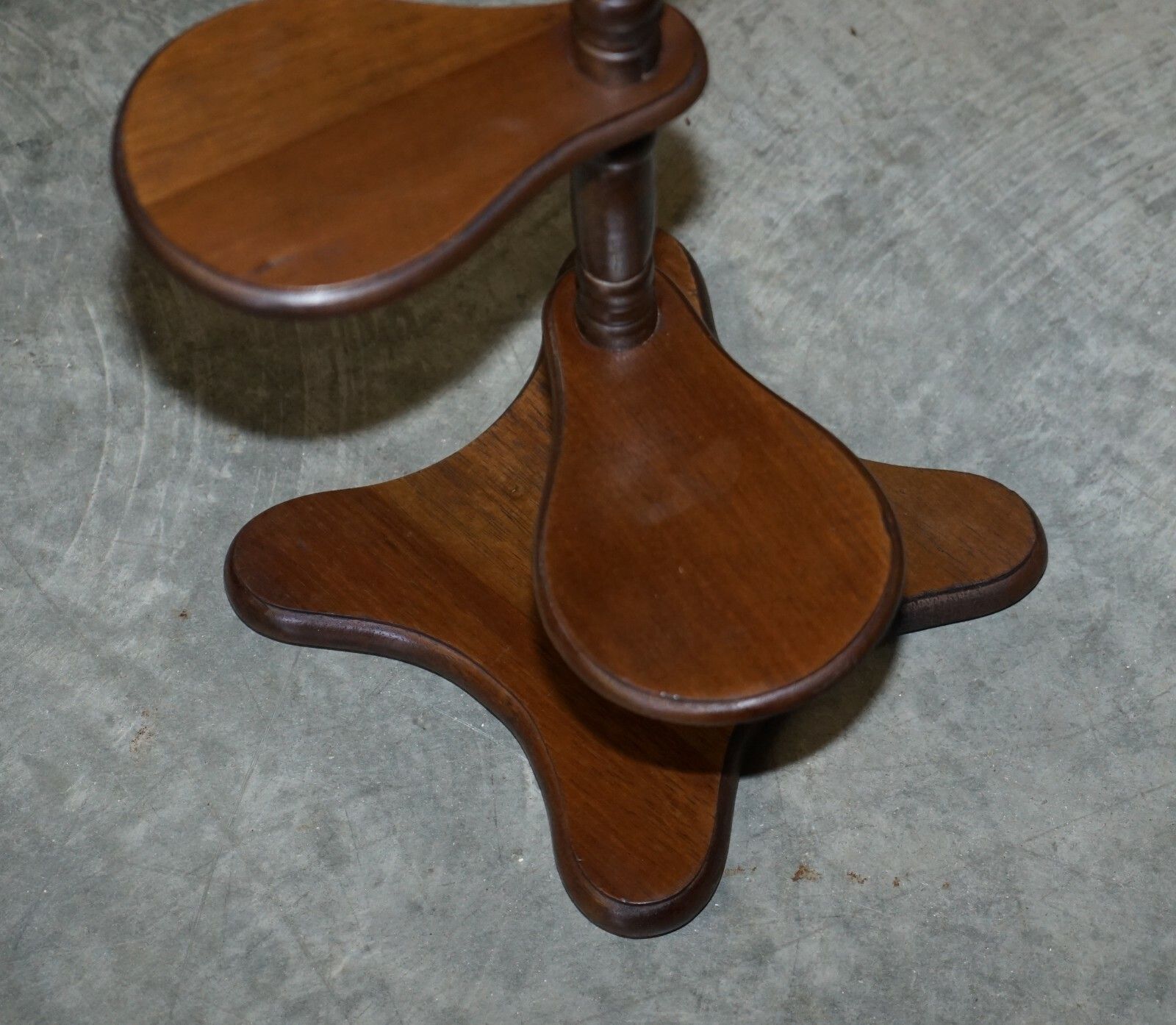 Pair Of Hardwood Whatnot Adjustable Side End Tables Cake Stands Display Stands photo 550.0