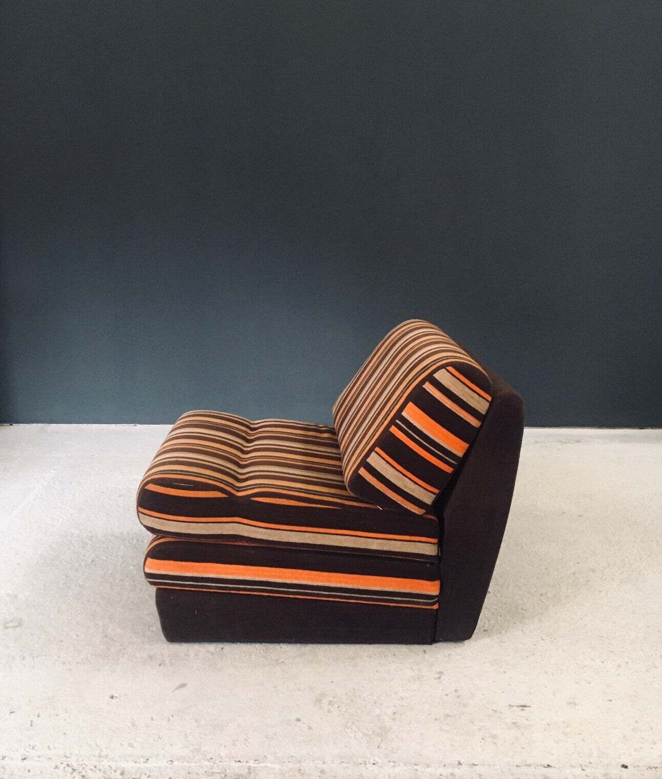 1970's Design Fold Out Extendable Lounge Chair photo 550.0