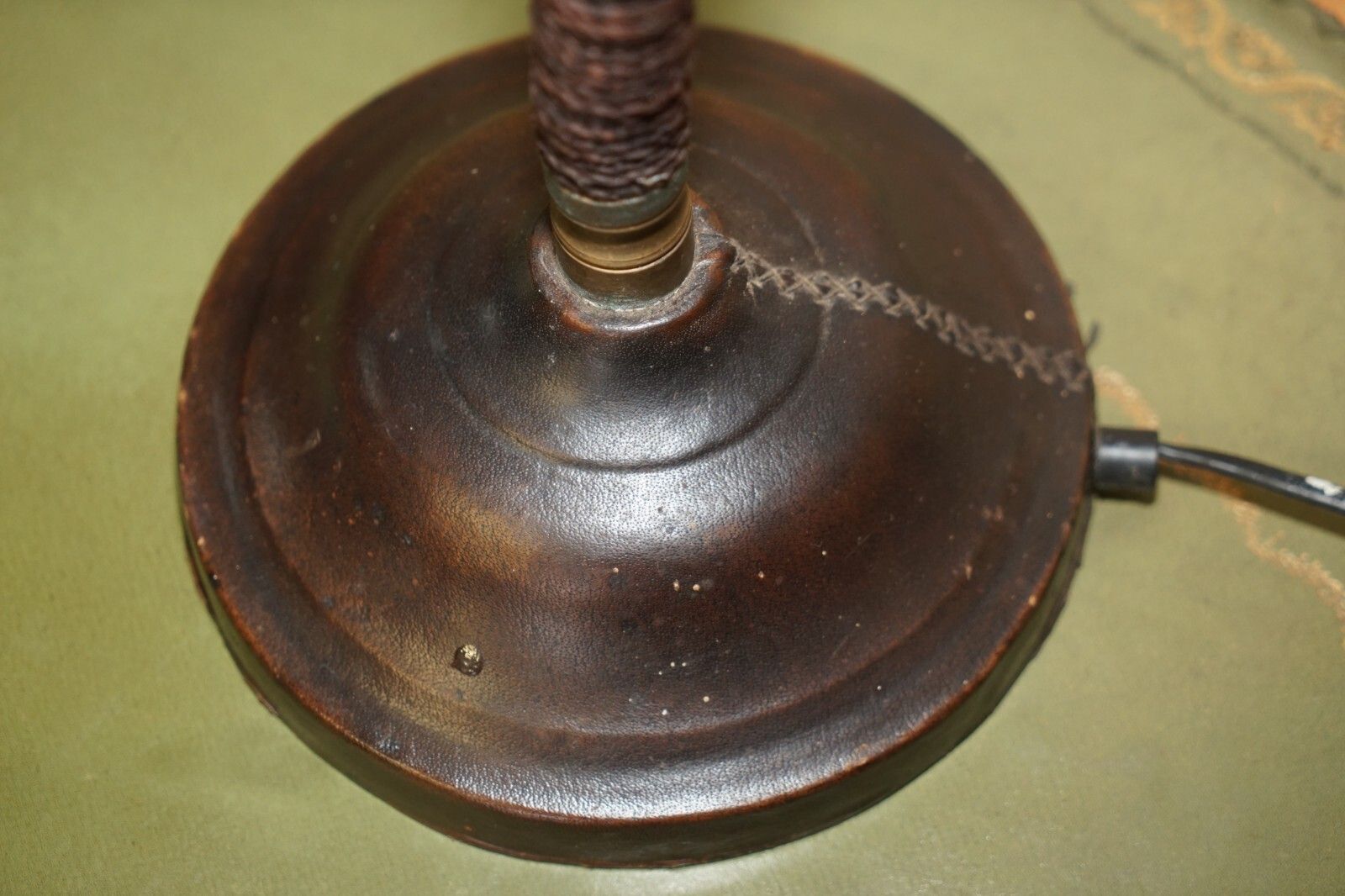 photo vintage Stunning Antique Circa 1930's Art Deco Bankers Table Lamp Stitched Leather Rope