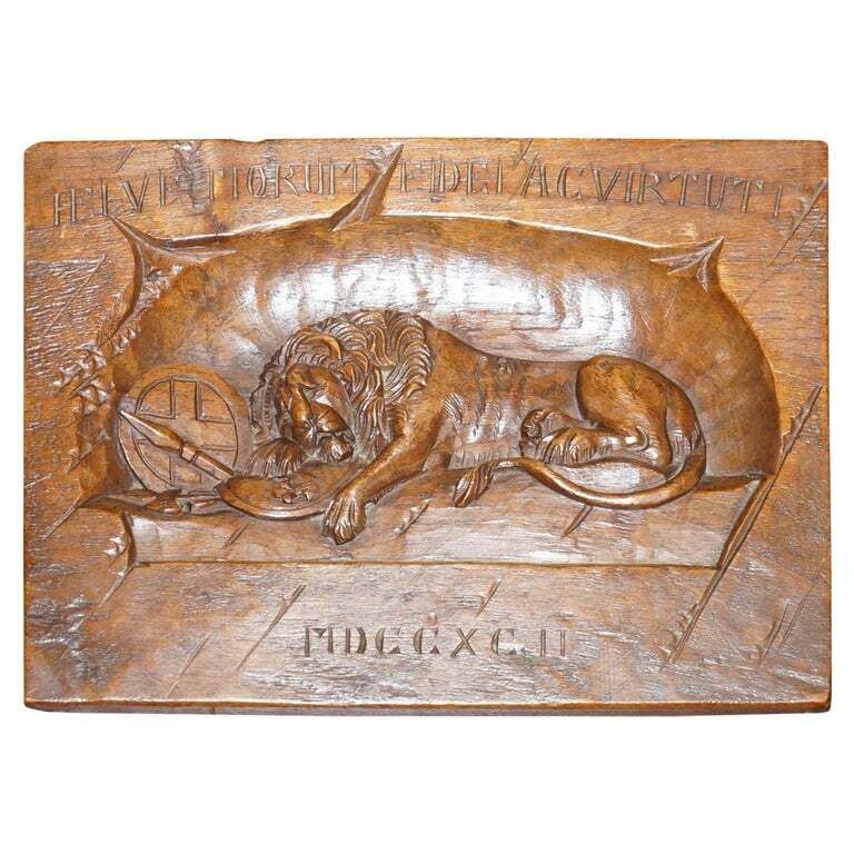 Sublime Vintage  Hand Cavred Wooden Plaque & Documents Of The Lion Of Lucerne