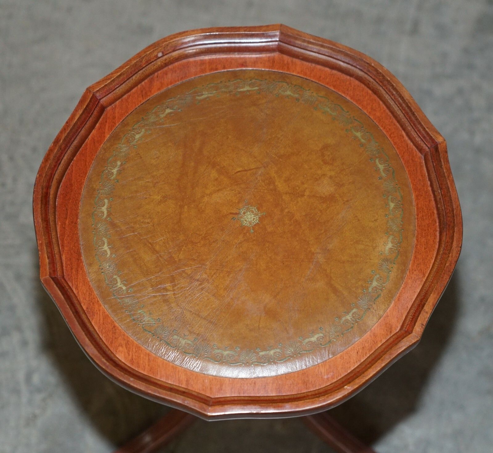 Vintage Mahogany Pie Crust Edge Brown Leather Tripod Side End Lamp Wine Table photo for sale