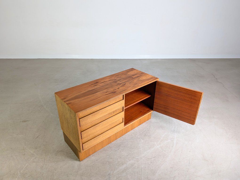 Mid-Century Dressoir Vintage Dressoir Walnoot Ladekast 1970 photo buy