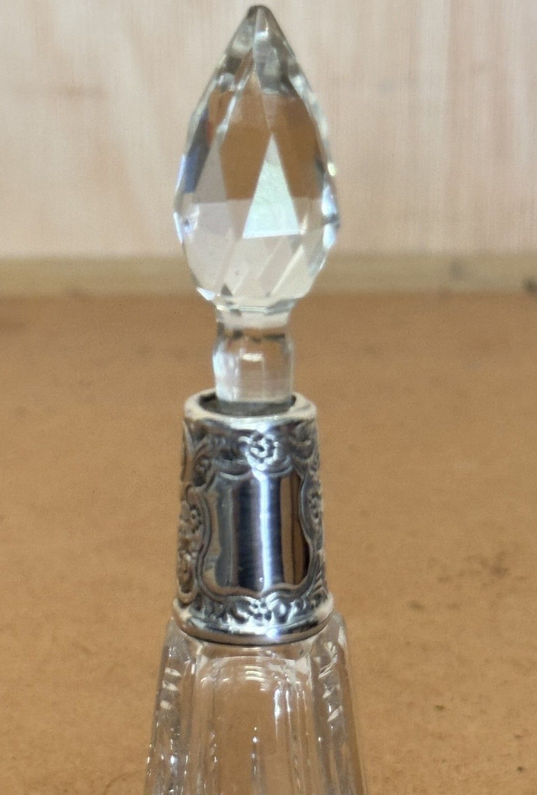 14.5cm Tall 1913 Antique Perfume Bottle Flask Cut Glass Crystal Sterling Silver photo furniture