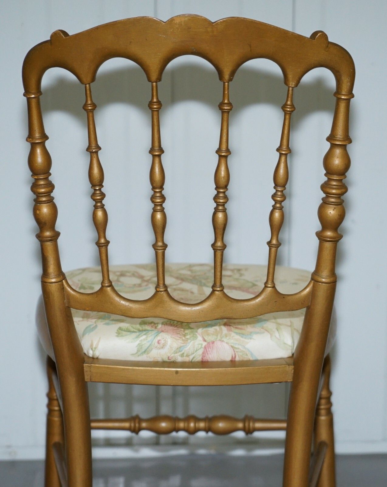 photo furniture Regency Style Gold Gilt Wood Spindle Chair Circa 1900 Ornate Bird Upholstery