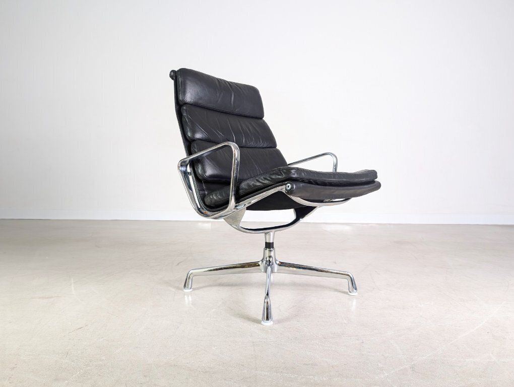 Original Ea 216 Armchair Herman Miller Charles Ray Eames Soft Pad photo vinterior
