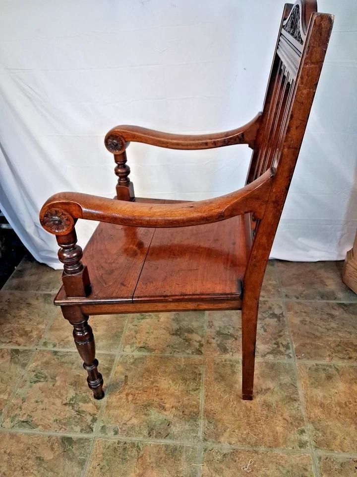 photo vinterior Victorian Mahogany Hall Elbow Chair With Beautiful Patina