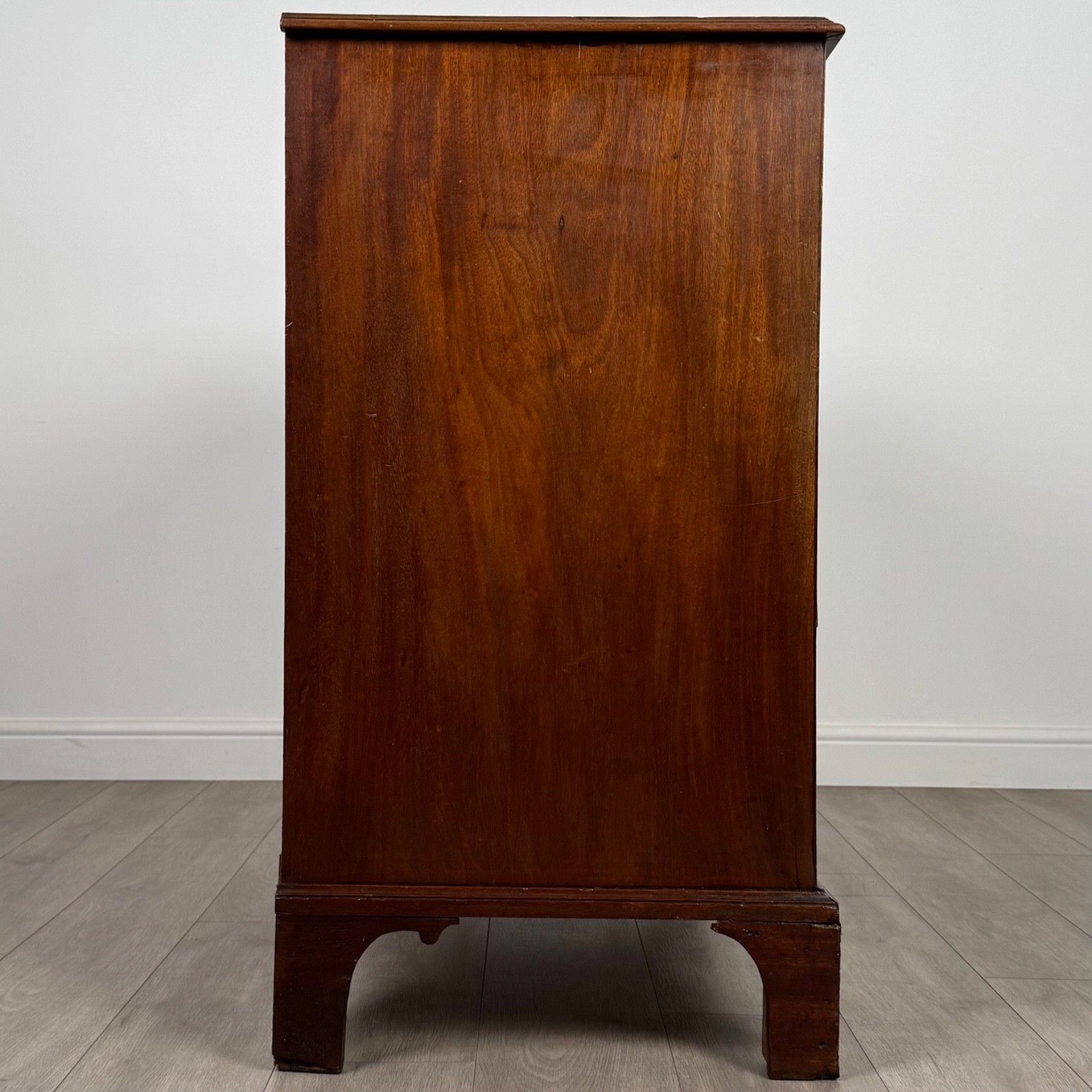 Antique 18th Century Fine Quality Chest Of Drawers In Mahogany photo buy