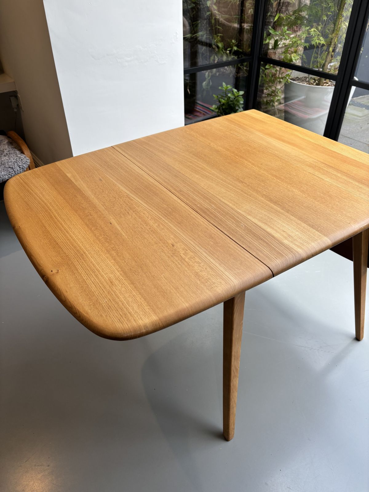 Original 1960’s Ercol Elm & Beech Windsor 383 Drop Leaf Dining Table photo furniture
