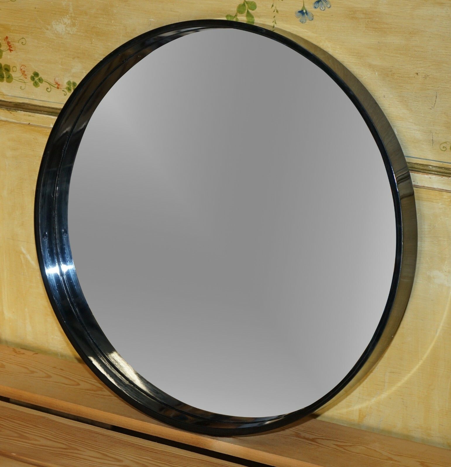 1 Of 7 Ebonised Black Round Wall Mirrors 65cm Wide, Lovely Display Pieces photo for sale