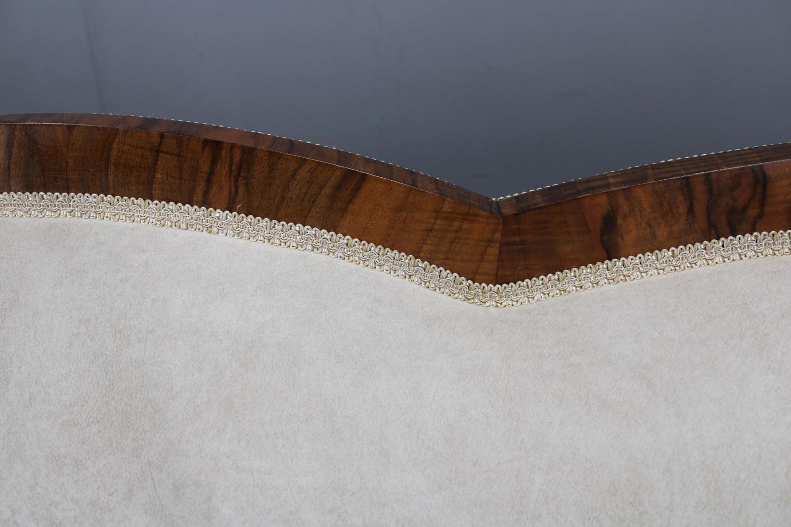photo vintage 1930s Restored Art Deco Sofa, Czechoslovakia