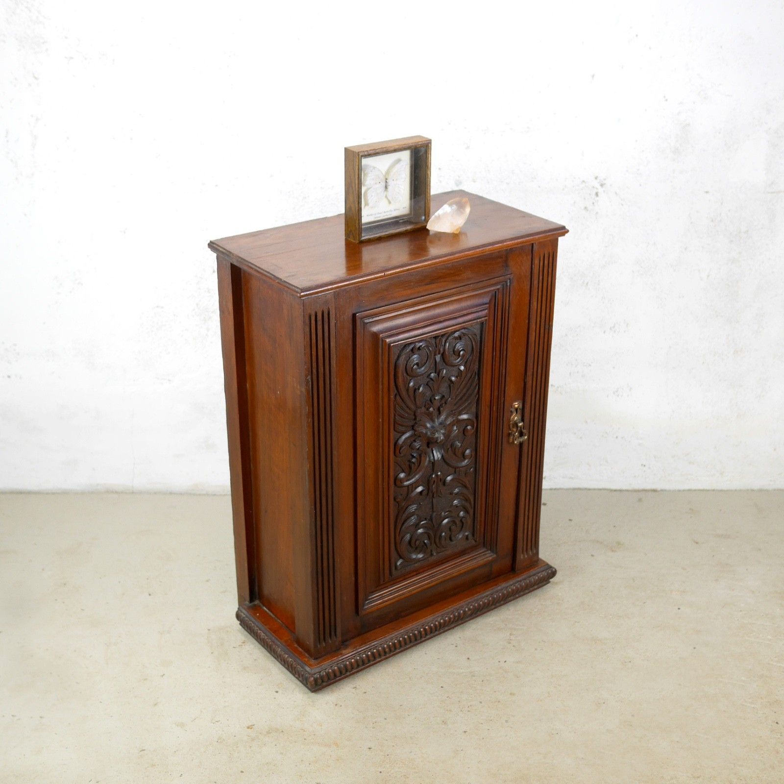 Antique Cabinet Cupboard Mahogany Green Man Carved Bathroom #102951 photo vinterior