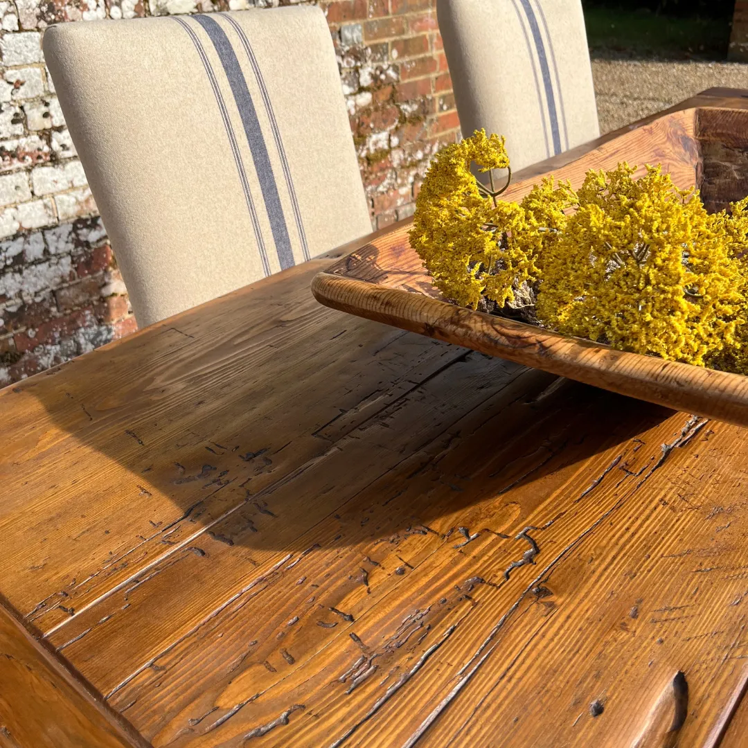 photo furniture Antique Top Heritage Dining Table
