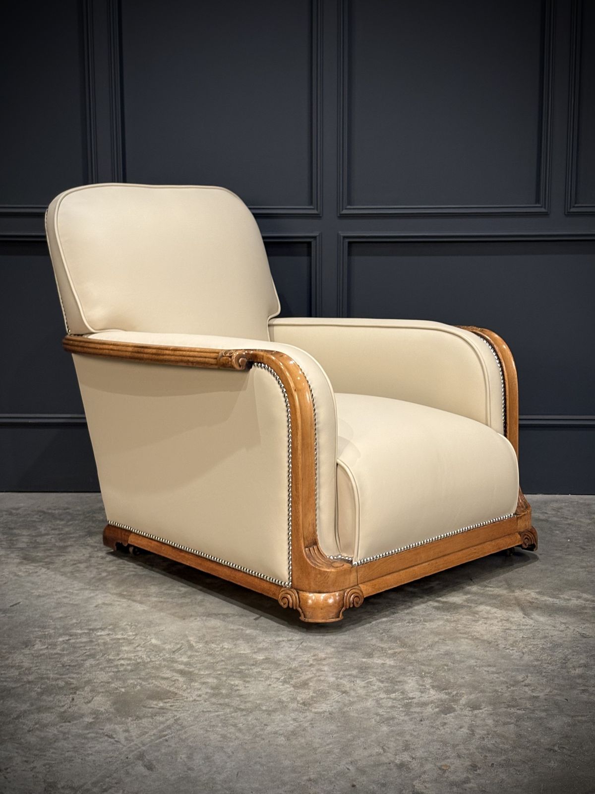 Pair Of Art Deco Walnut & Leather Armchairs photo vinterior