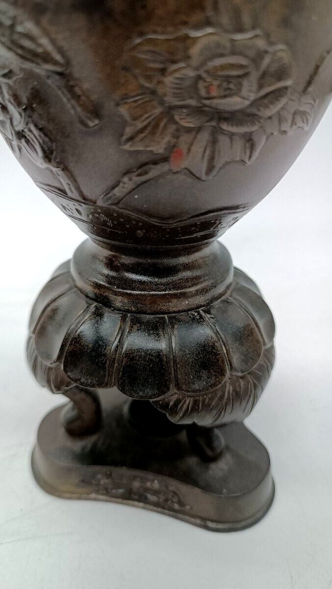 Pair Of 19th Century Bronze Japan Vases photo 162.0