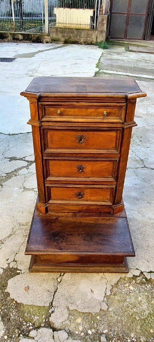 850.0 Antique Kneeler With 4 Drawers, Italy, Early 18th Century photo