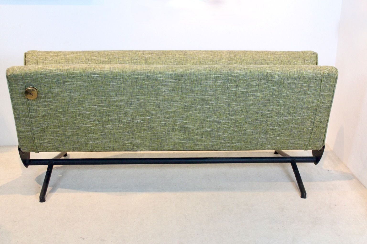 Osvaldo Borsani For Tecno — D70 Sofa Daybed, Italy, 1954 photo for sale