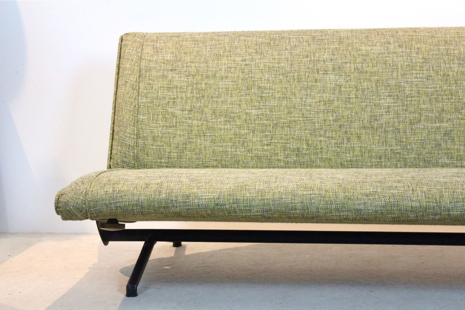 Osvaldo Borsani For Tecno — D70 Sofa Daybed, Italy, 1954 photo vintage