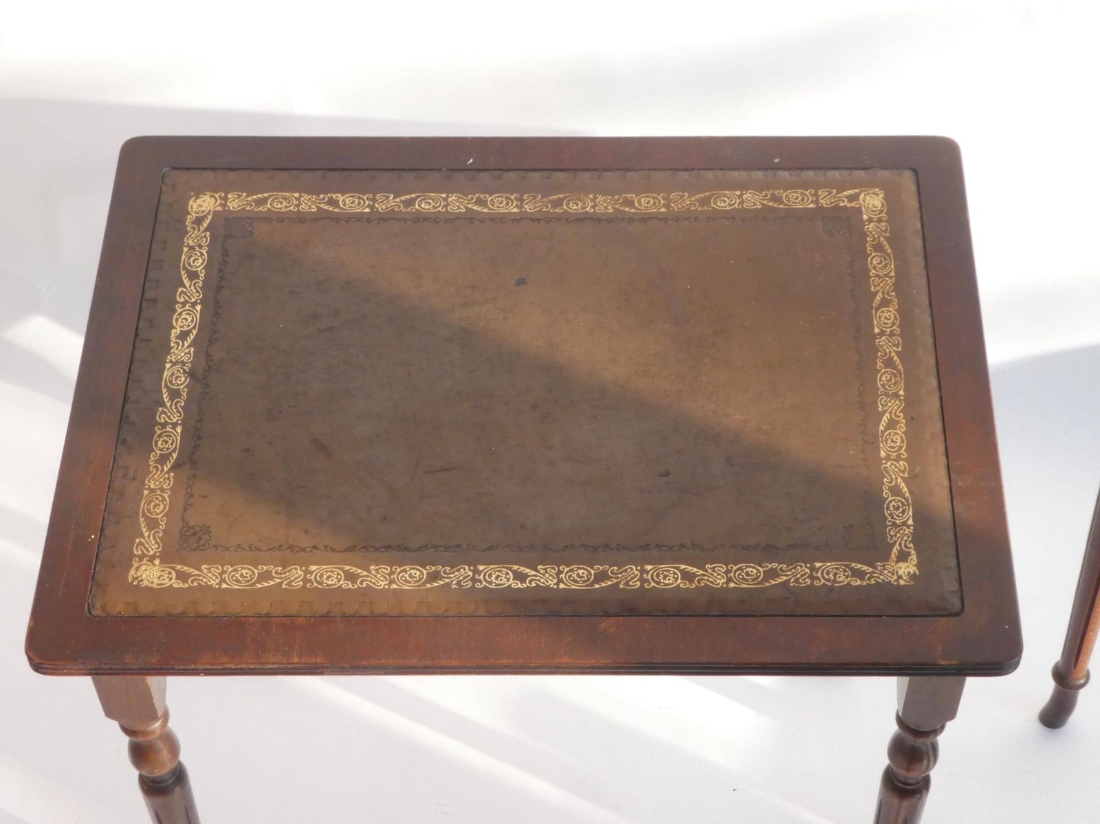 French Wooden Set Of Three Tables With Brown Inlaid Leather, Nesting Tables photo vintage