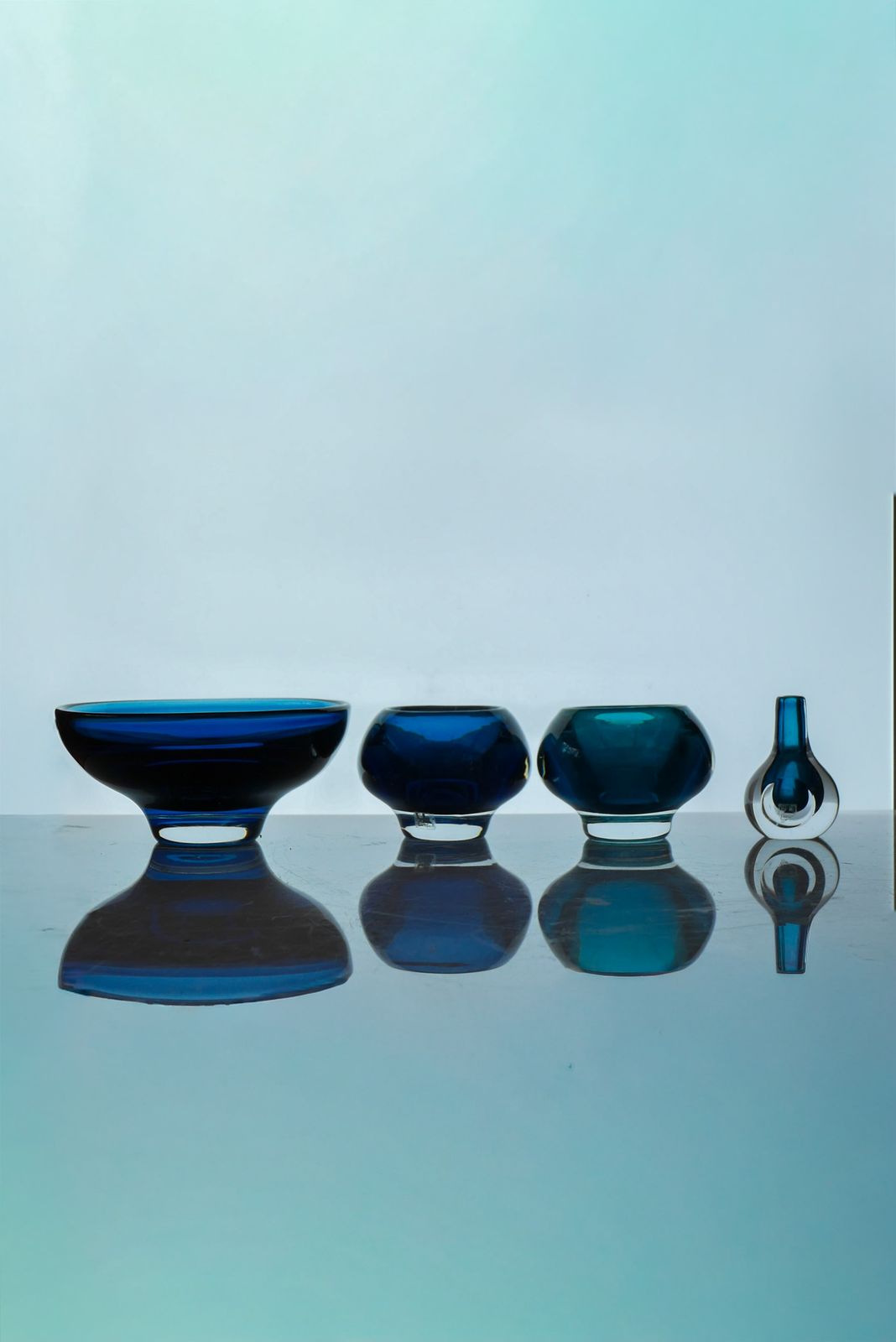 1015.0 Modern Scandinavisch Sommerso Glas Van Mona Morales, Jaren 1960, Set Van 4 photo