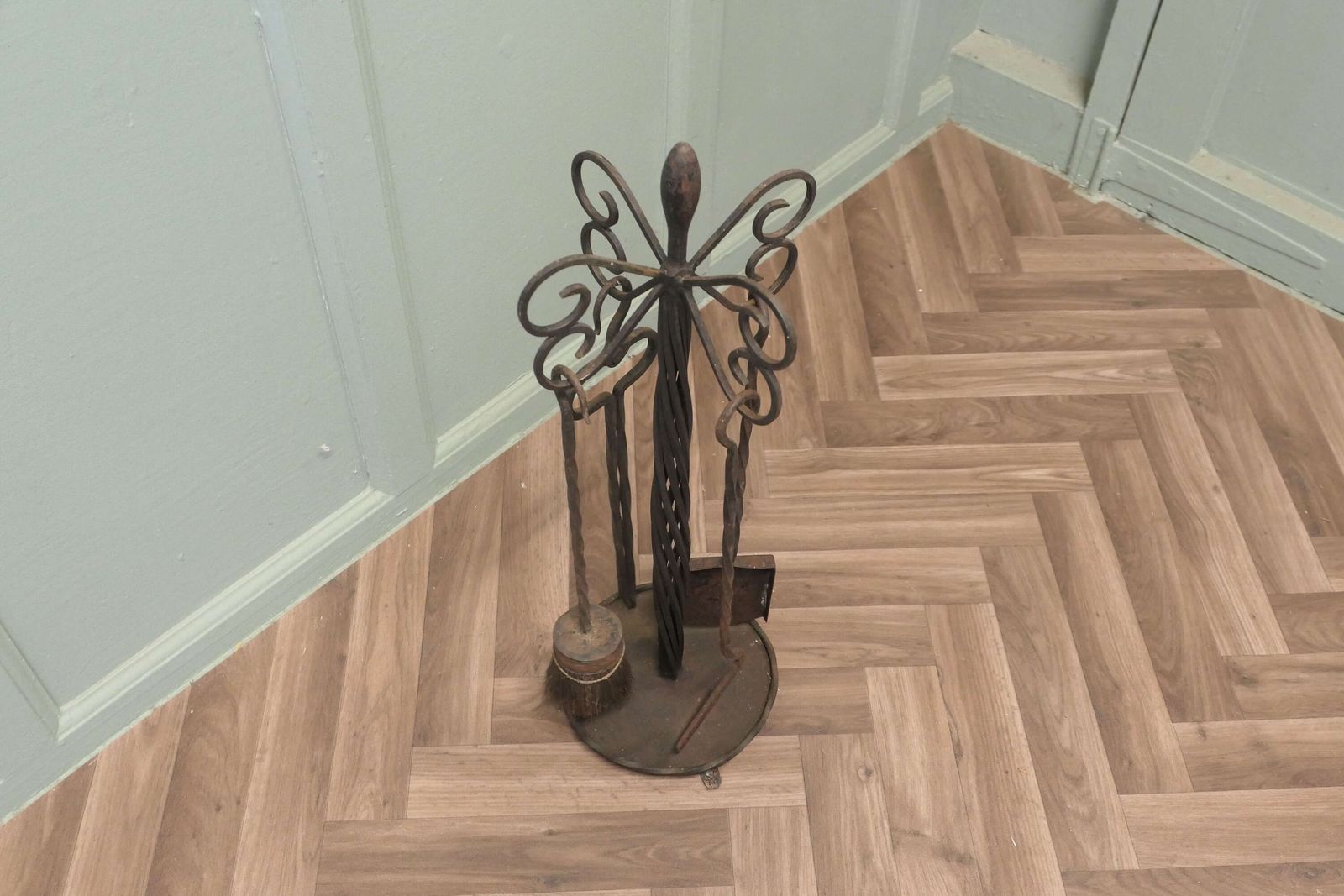 Round Wrought Iron Fireside Companion Tool Set photo Home Fixtures