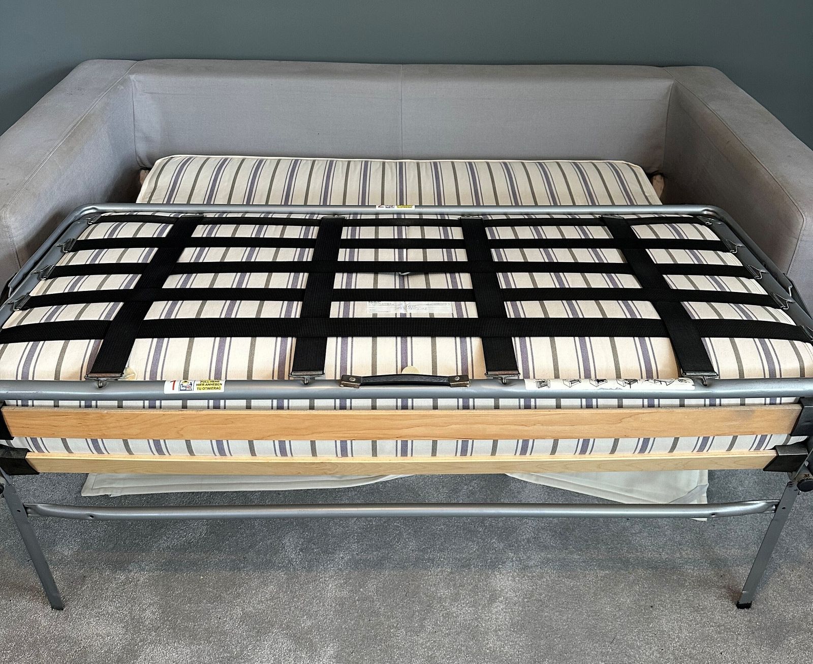 Silver Grey Sofabed 2.5 Seater (Stella Range From Sofa.Com) photo vinterior