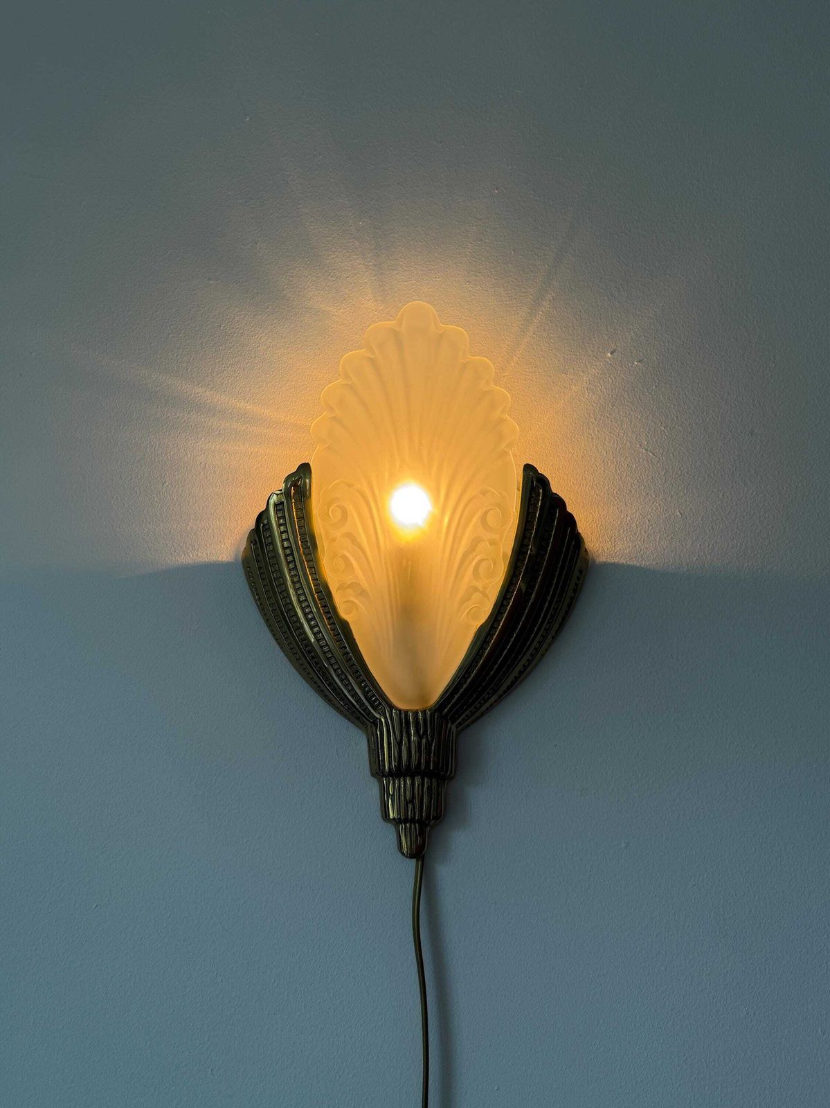 Art Deco Wandlamp Toegeschreven Aan Marcel Hudry & Val Saint Lambert photo buy