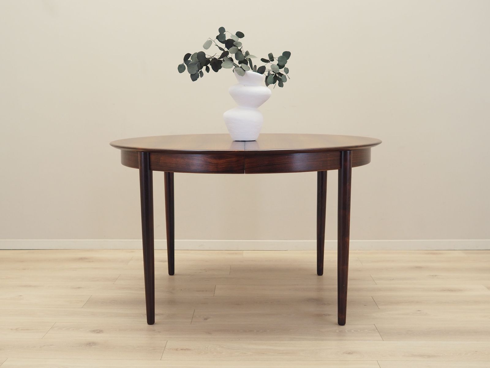 Ronde Vintage Tafel – Deens Design, Ca. Jaren 1970 – Skovby Møbelfabrik photo furniture