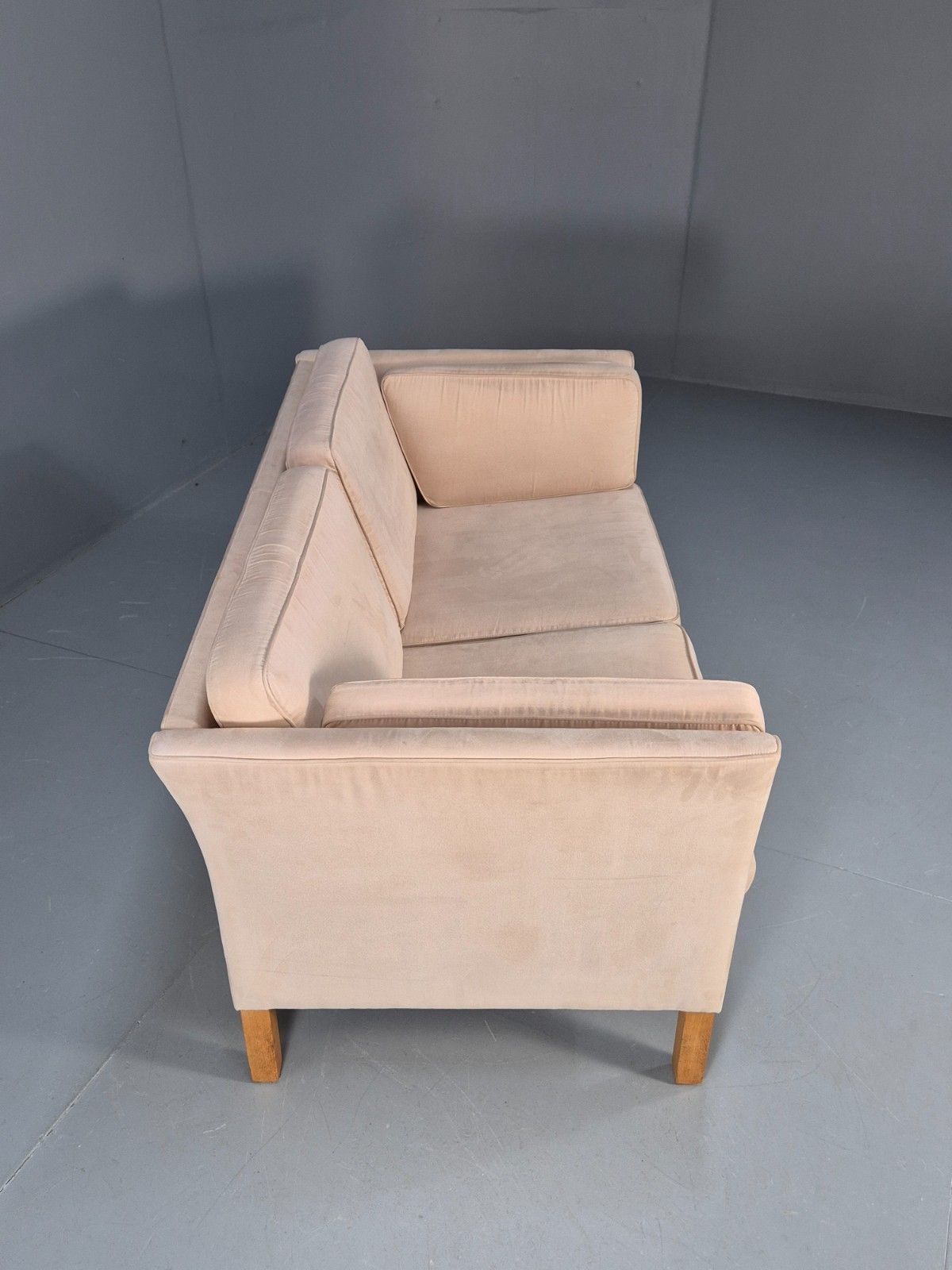 photo vinterior Vintage 1970s Danish 2 Seat Sofa Faux Suede Beige Retro Mcm Eb10267 M2ss