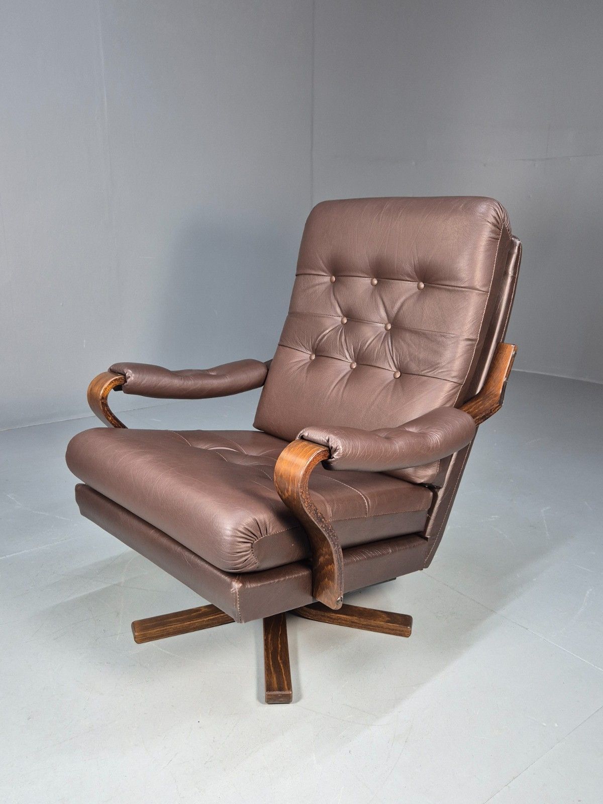Vintage 1970s Danish Brown Leather And Vinyl Swivel Chair Retro Mcm Eb9865 Mswi
