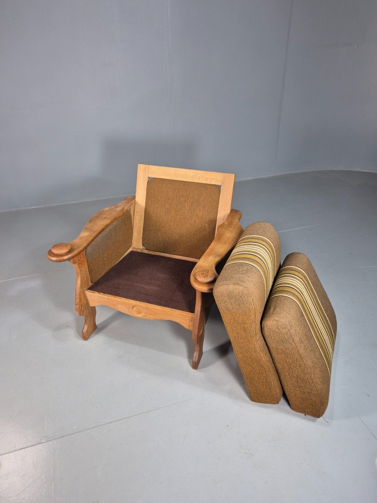 Vintage Henning Kjaernulf Stye Oak Lounge Chair Green Wool 1970s Eb8035 Mnor photo vinterior