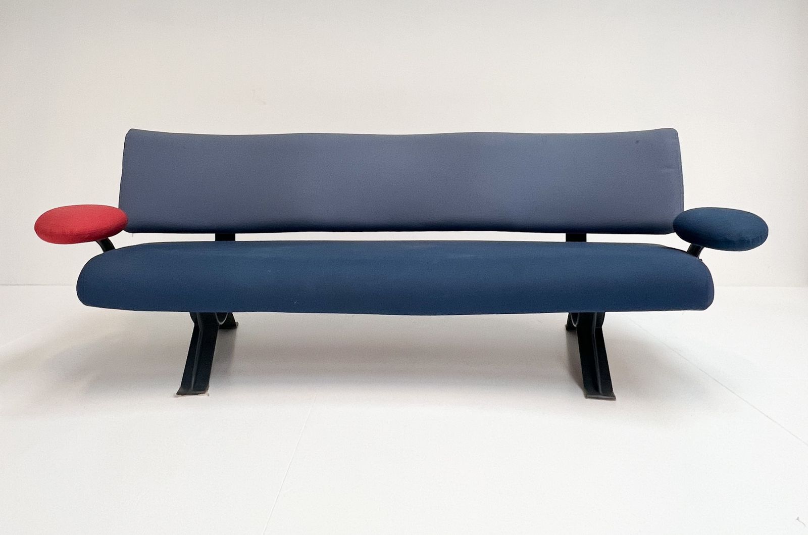 Orbit Sofa By Artifort, 1990’s photo Furniture
