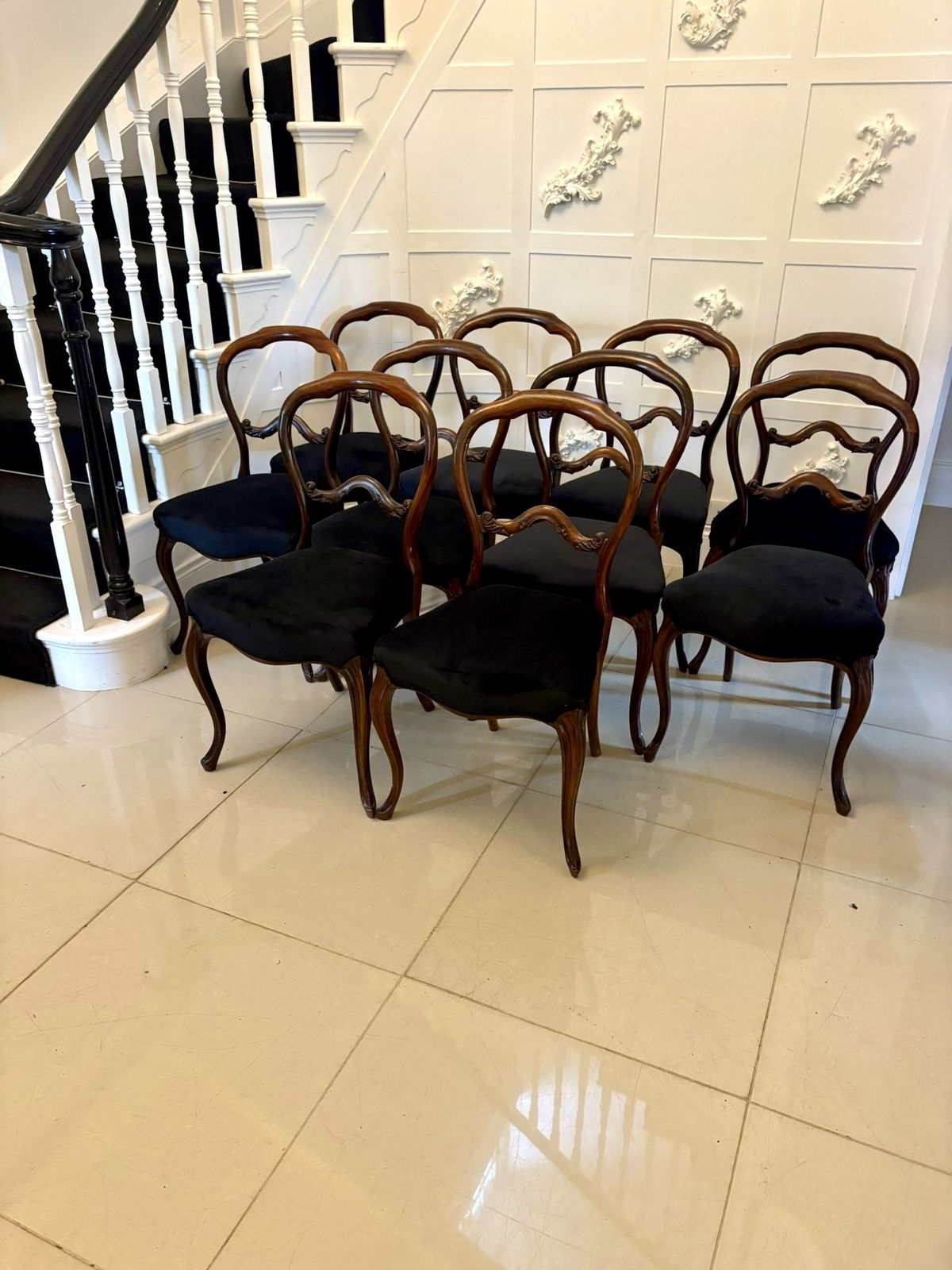 Superb Quality Set Of Ten Antique 19th Century Rosewood Dining Chairs