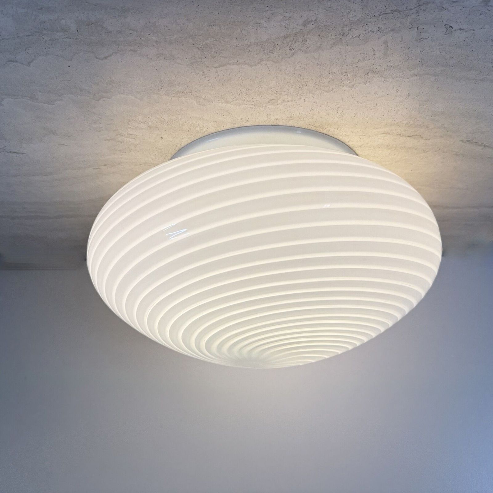 Swirl Opbouw Plafondlamp, Jaren 1970, Italië photo furniture