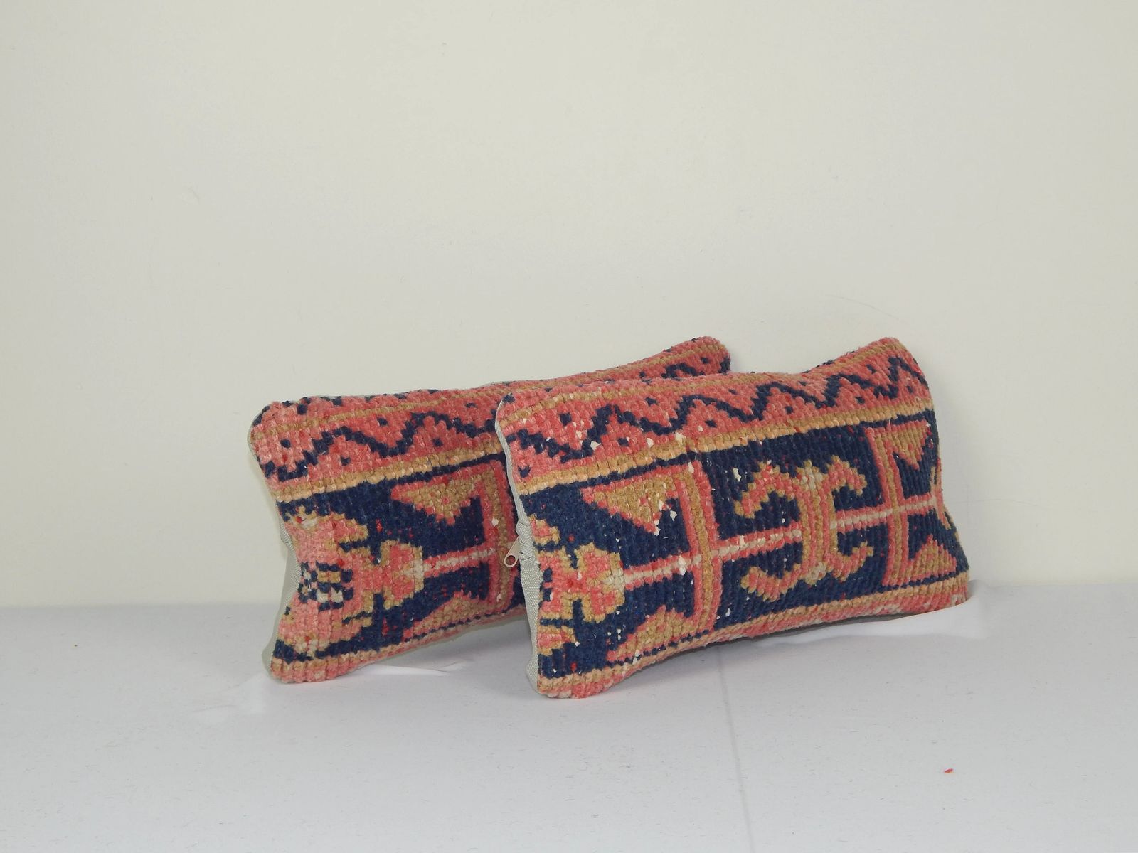 Set Turkish Rug Pillow Cover   Pair Anatolian Cushion   Ethnic Faded Cushion Cover