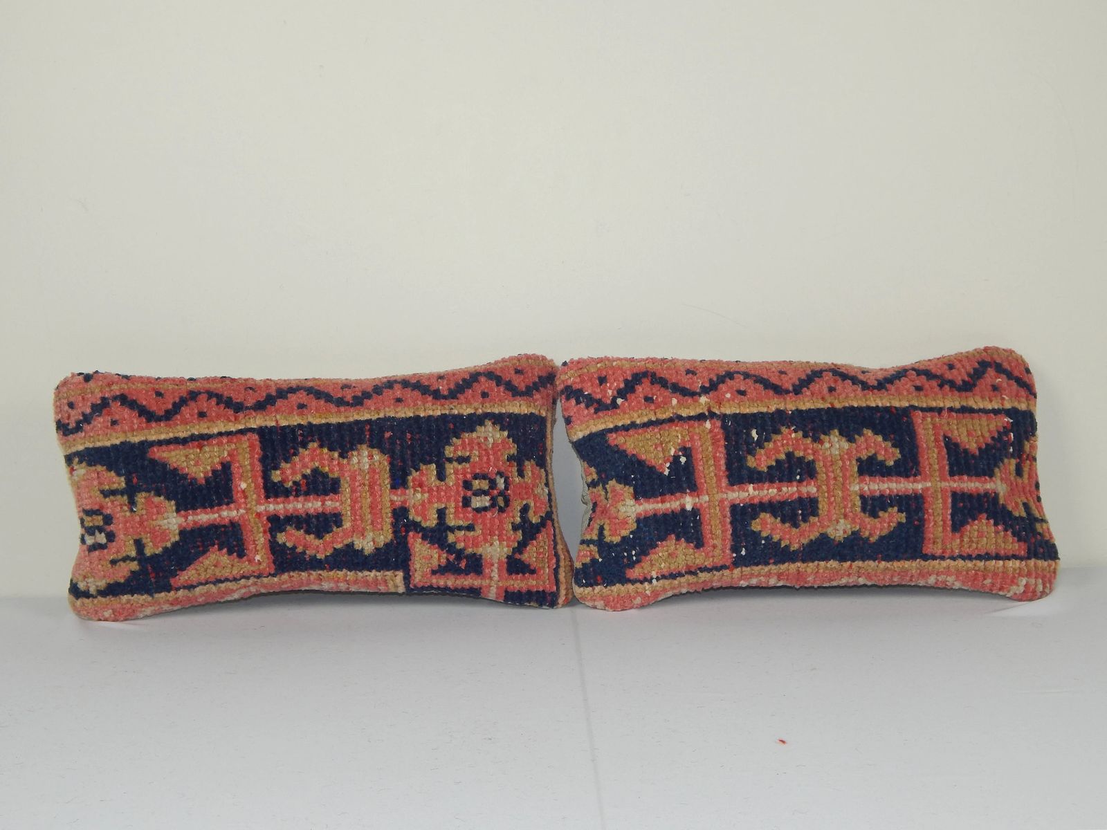 Set Turkish Rug Pillow Cover   Pair Anatolian Cushion   Ethnic Faded Cushion Cover photo Textiles