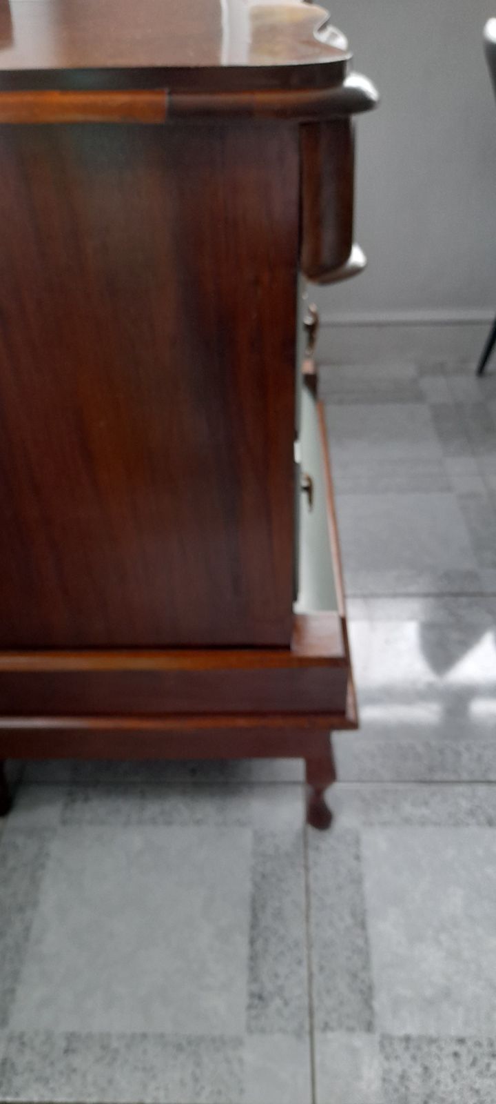 photo buy Reduced Stunning , Victorian Flame Mahogany. Large Serpentine Chest With Shaped Feet. This Is  A Class Act